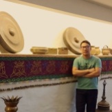Some Gongs and other potteries displayed at Pinto Art Museum, Philippines.